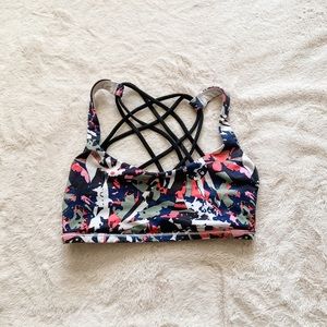 Lululemon Free To Be Bra